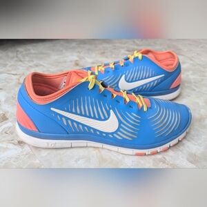 Nike Free Balanza Womens  Sneakers Running Shoe Sz 9.5